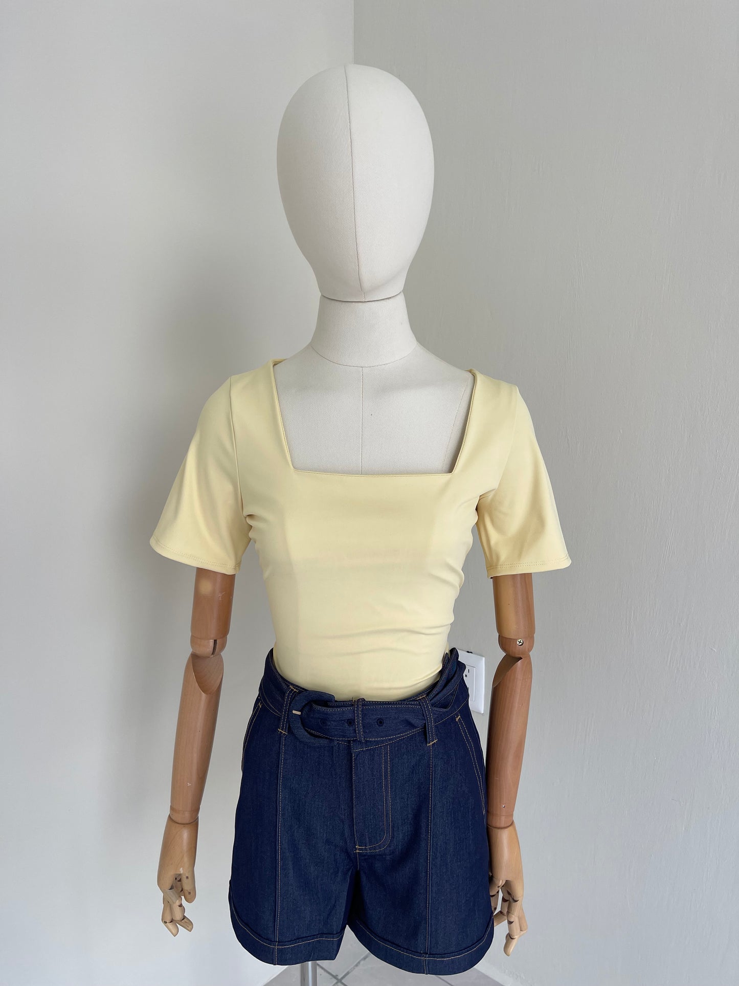 Body Manga Corta