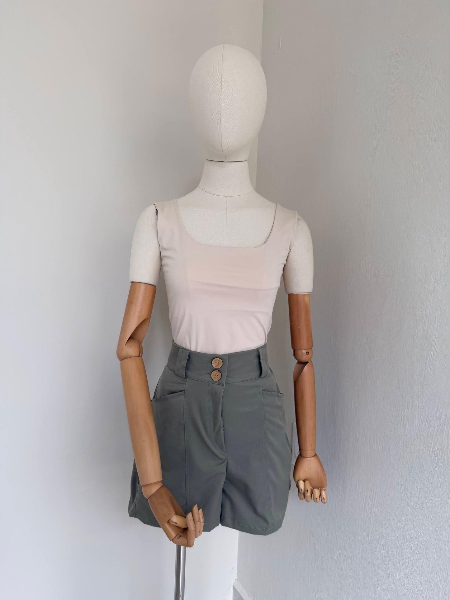 SHORT GABARDINA