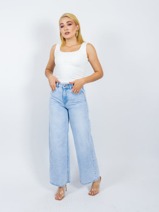 Blusa Básica Cuadrada