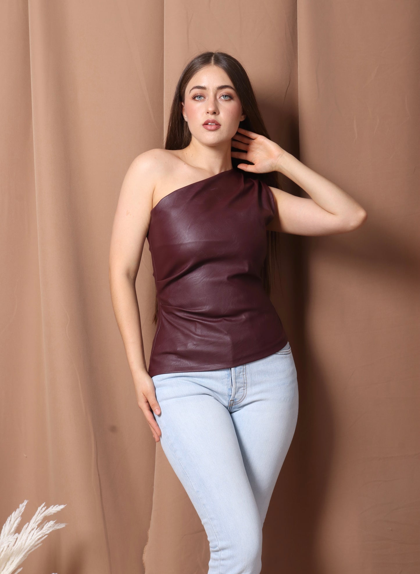 Top Vinipiel Asimétrico