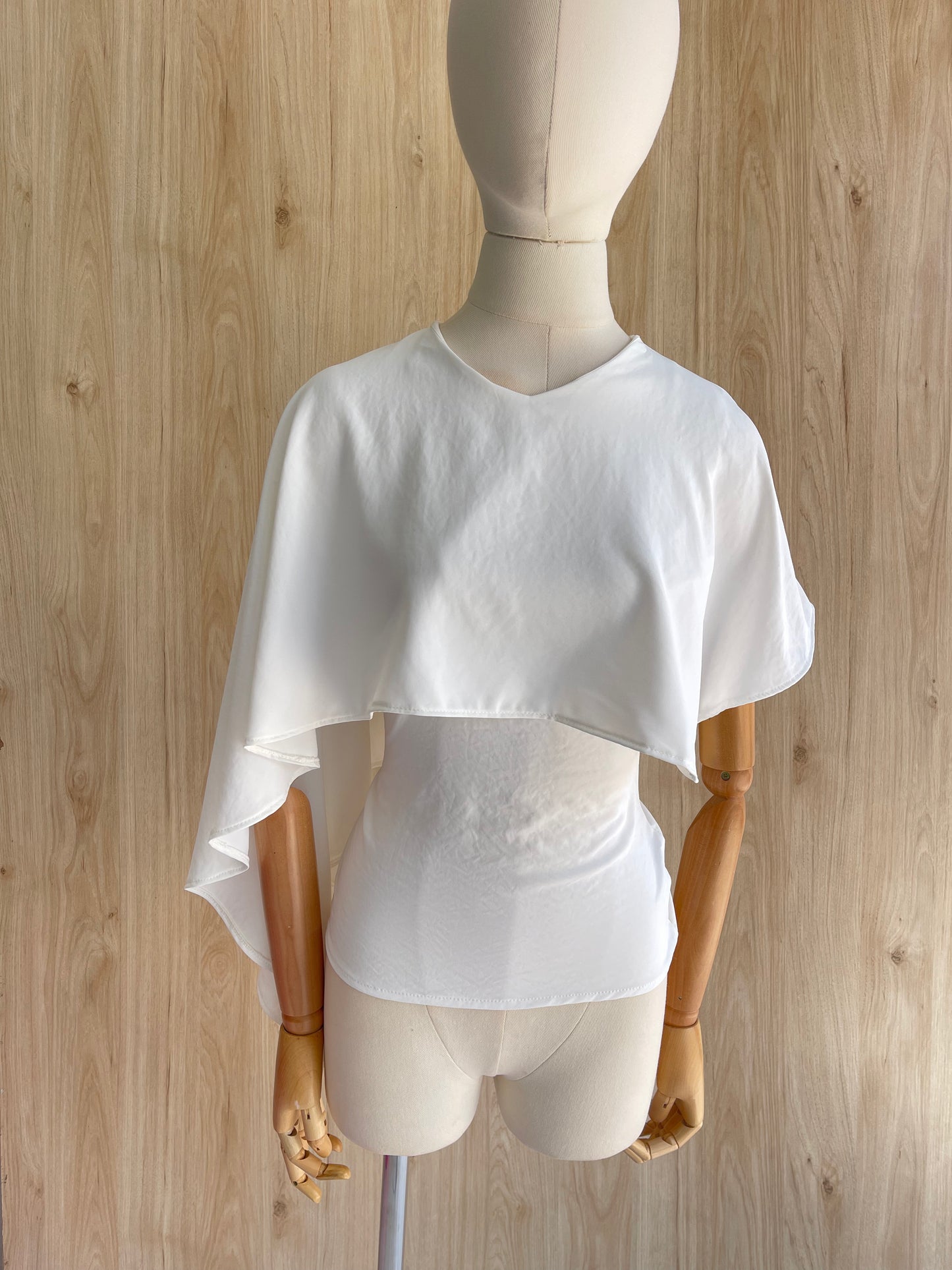 Blusa Dubai Con Capa