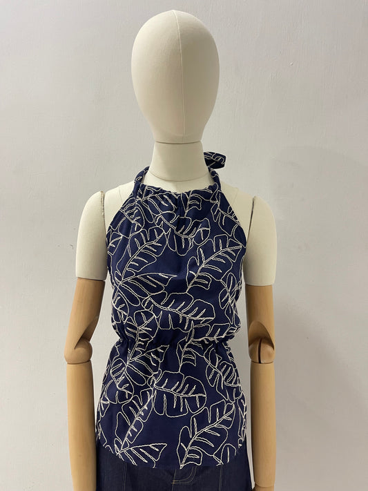 Blusa de lino bordado