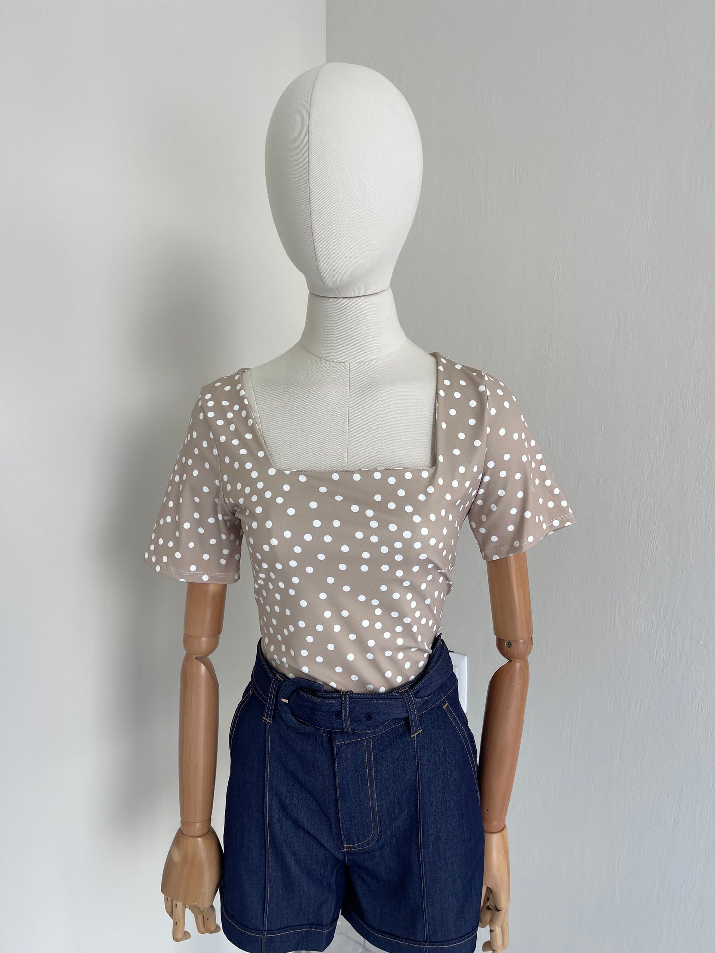 Body Manga Corta