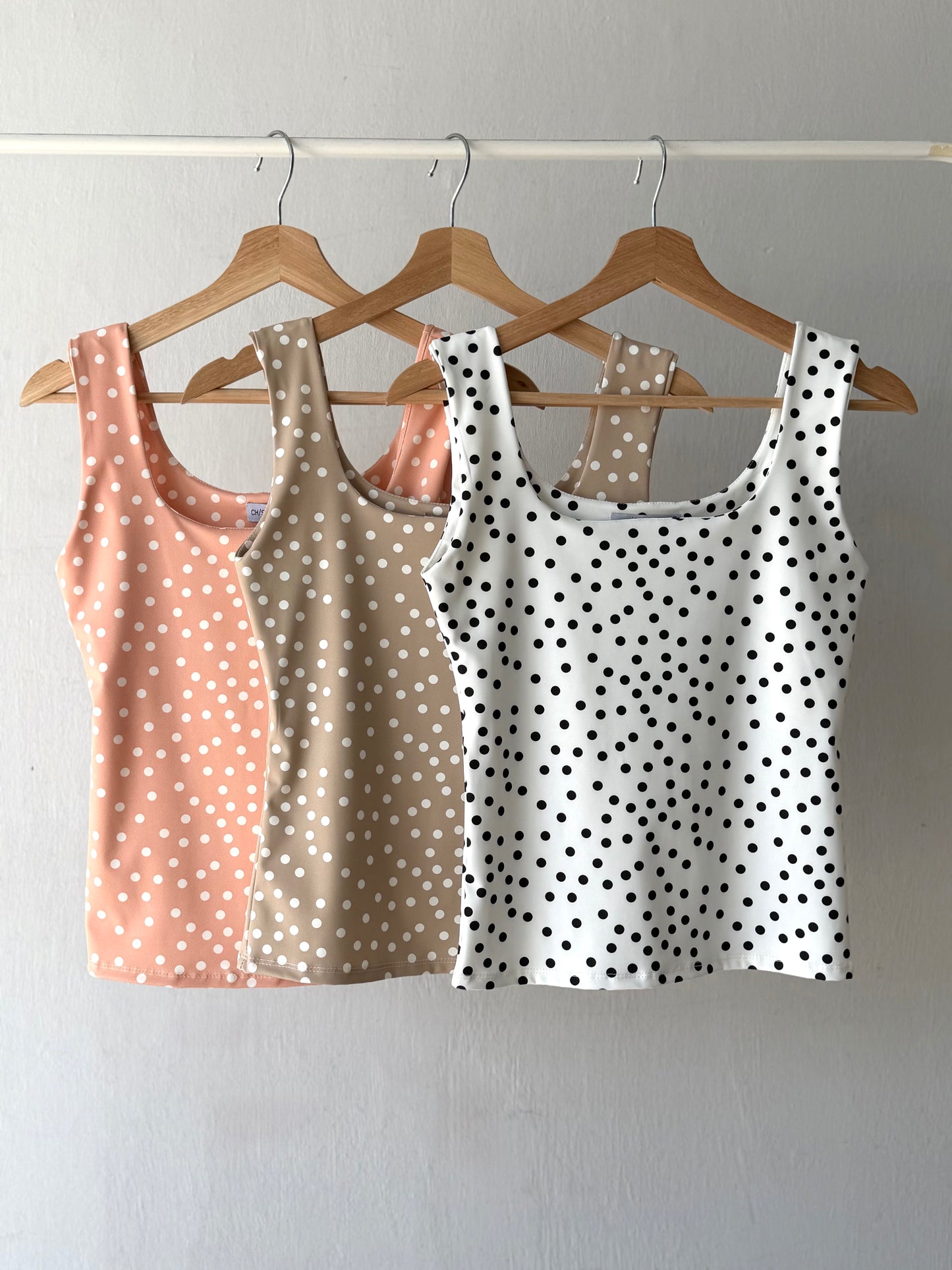 Blusa basica lunares