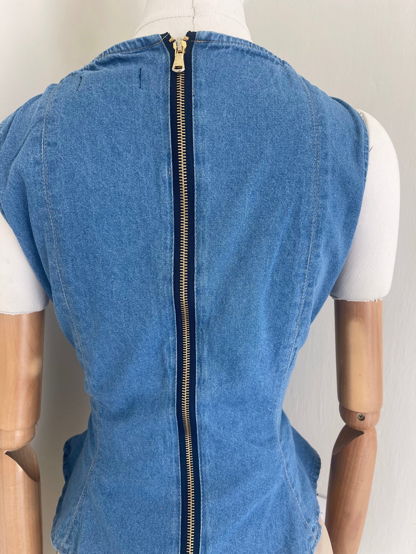 BLUSA MEZCLILLA CON CIERRE