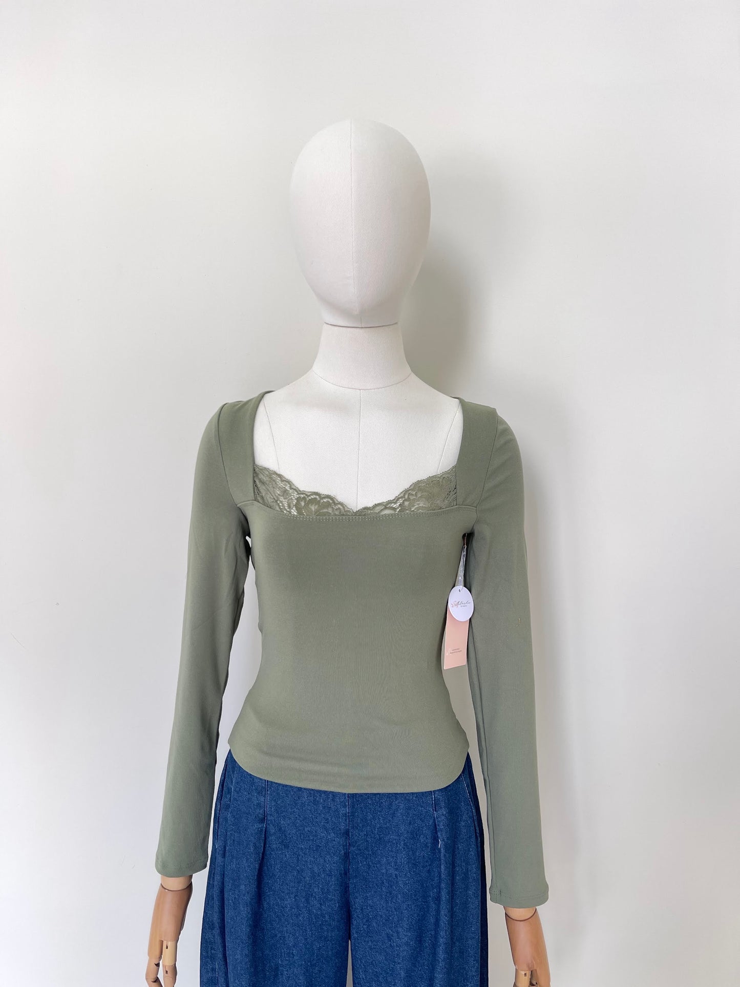Blusa De Manga Larga Con Encaje