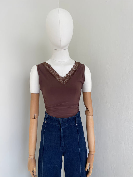 Body cuello con encaje