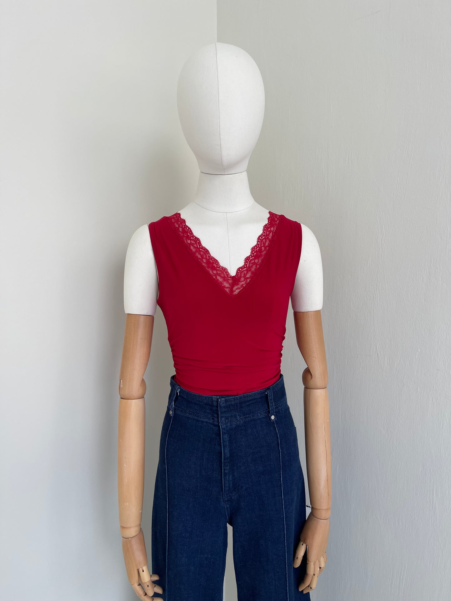 Body cuello con encaje