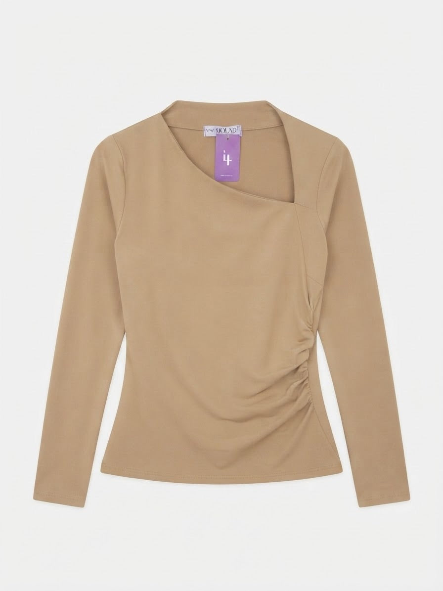 Blusa cuello asimetrico